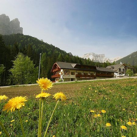 Steinerhof Hotel Prags Eksteriør billede